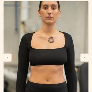 Hara the label Charlotte crop